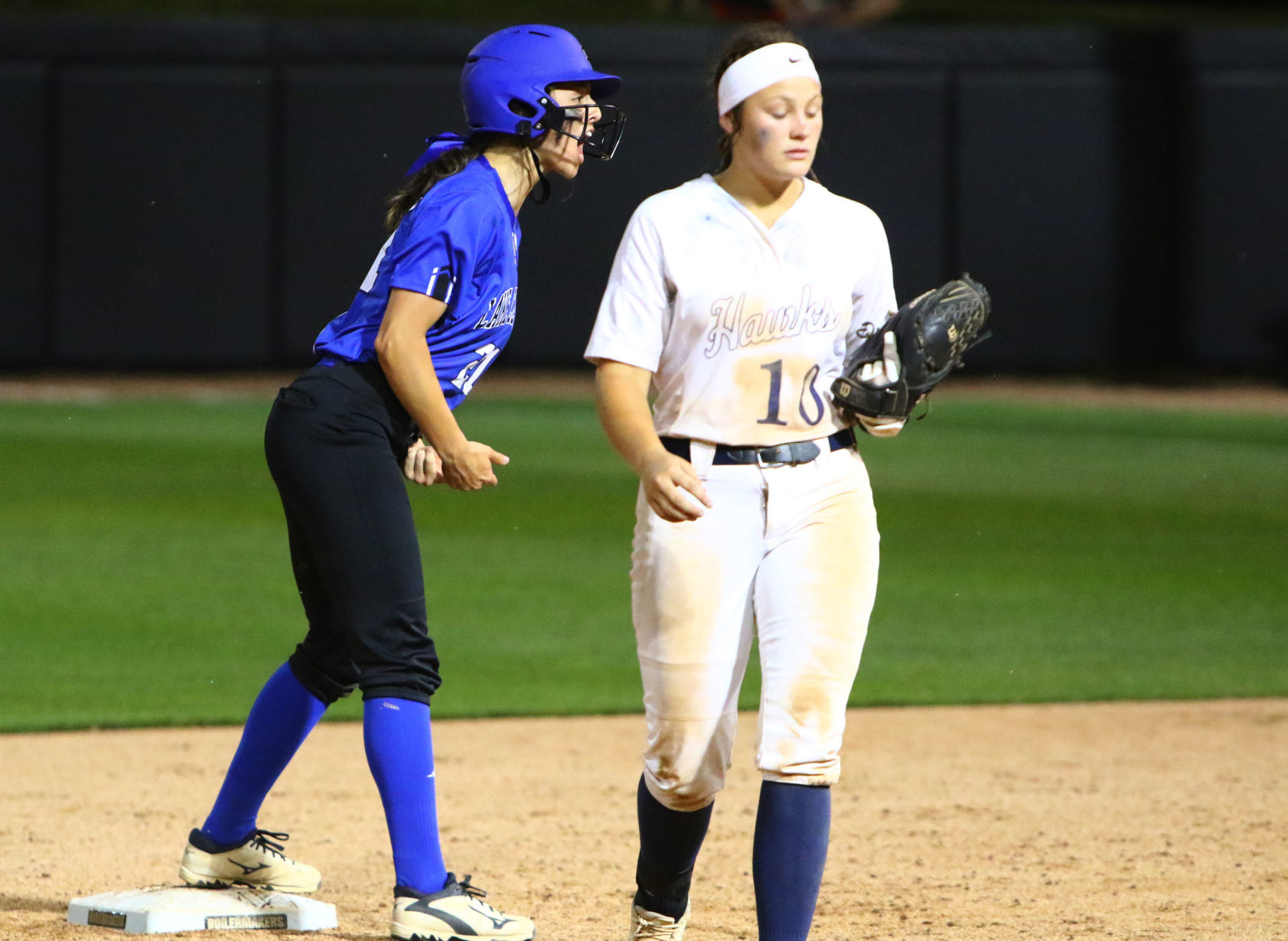 Lake Central vs. Decatur Central in state softball championship